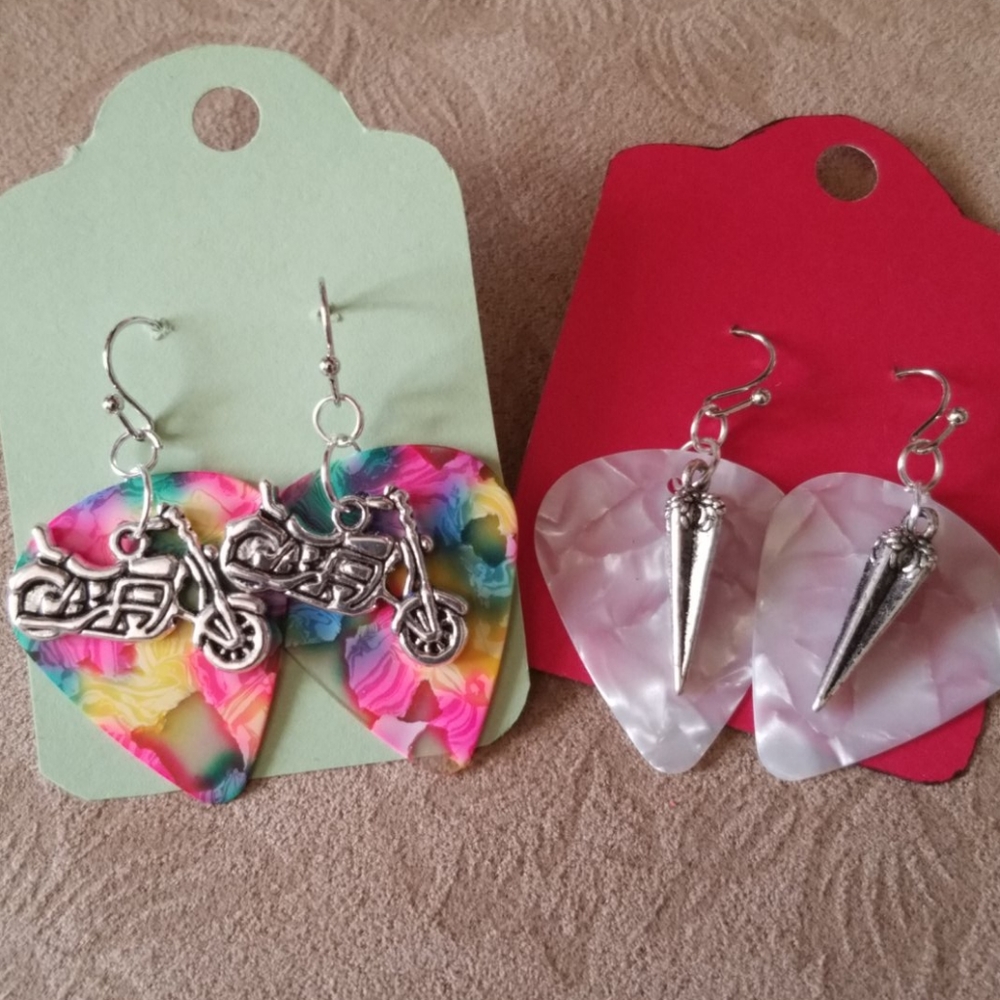 "Biker babe" themed guitar pick jewelry set